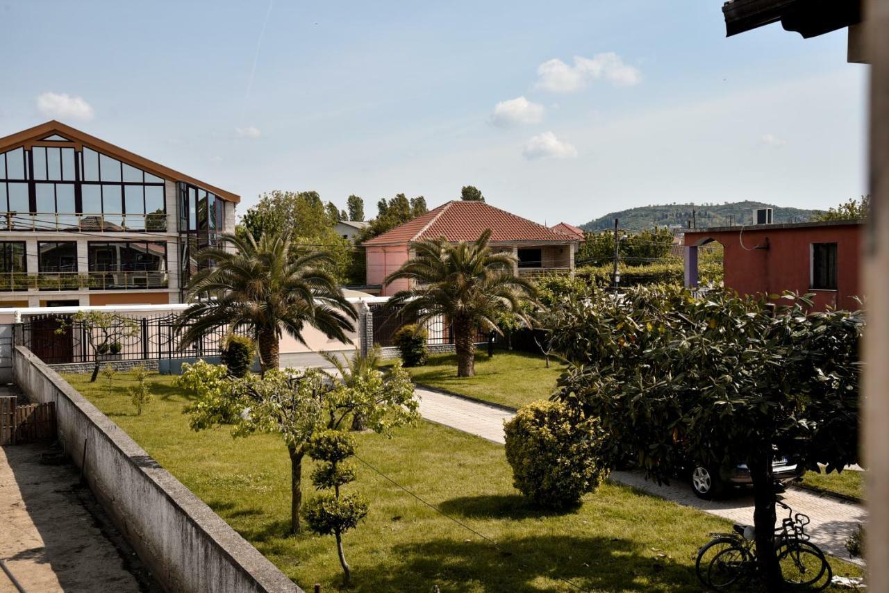 Villa Garden Shkodra Luaran gambar